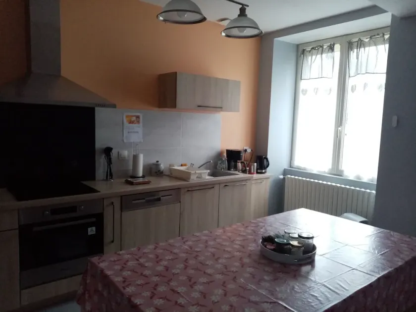 Captain's B&B - Image 1