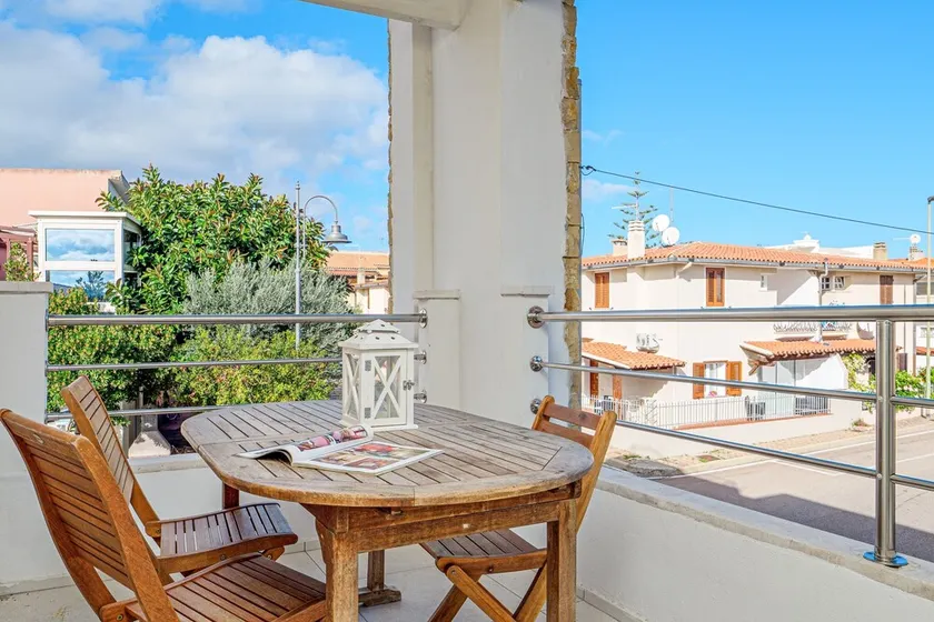 Apartamento \"Cormorani - 13\" Cerca de la playa con aire acondicionado y terraza - Image 1