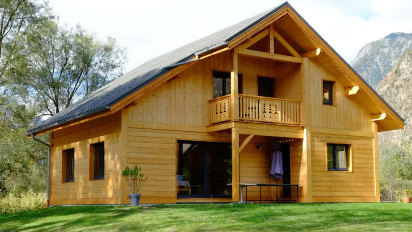 BOURG D'OISANS : Le Centaurée ★ Chalet 12 people - Image 1