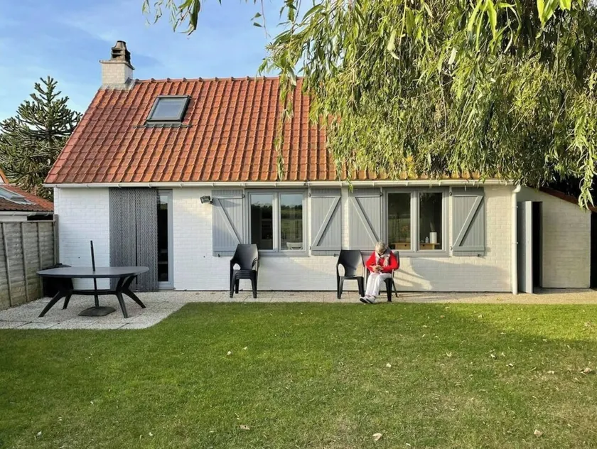 Charming fisherman's house with private garden - Image 1