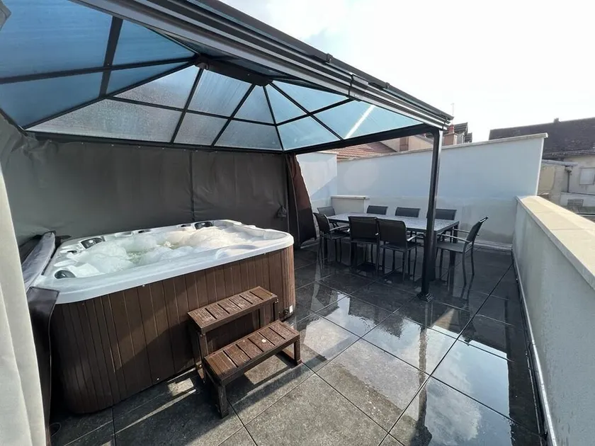 Appartement avec Jacuzzi  Centre ville Champagnole - Image 1