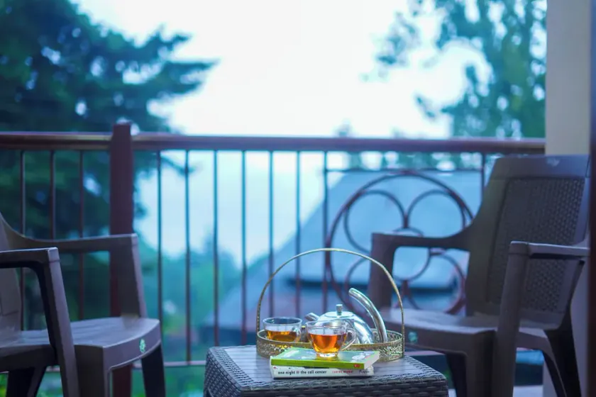 Alaya Stays 2 BHK with Garden & Balcony - Villa Harmony - Image 1