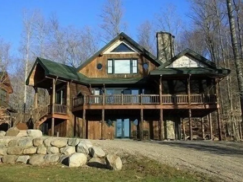 Camp Uglens Nest på Whiteface Club og Resort på Lake Placid - Image 1