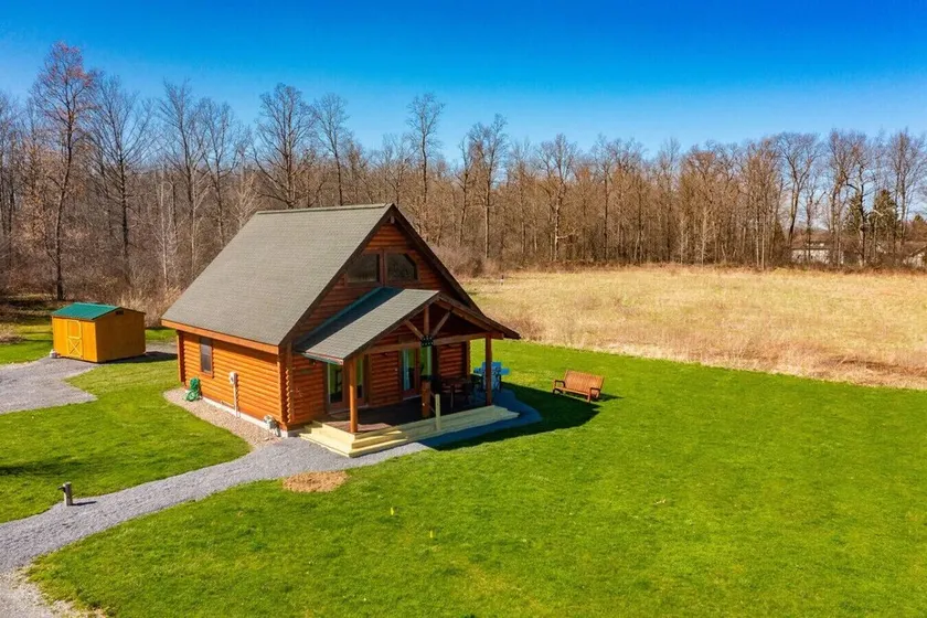 Private Seneca Lake View Cabin, Walkable, Wineries, Fire Pit, Near Geneva! - Image 1