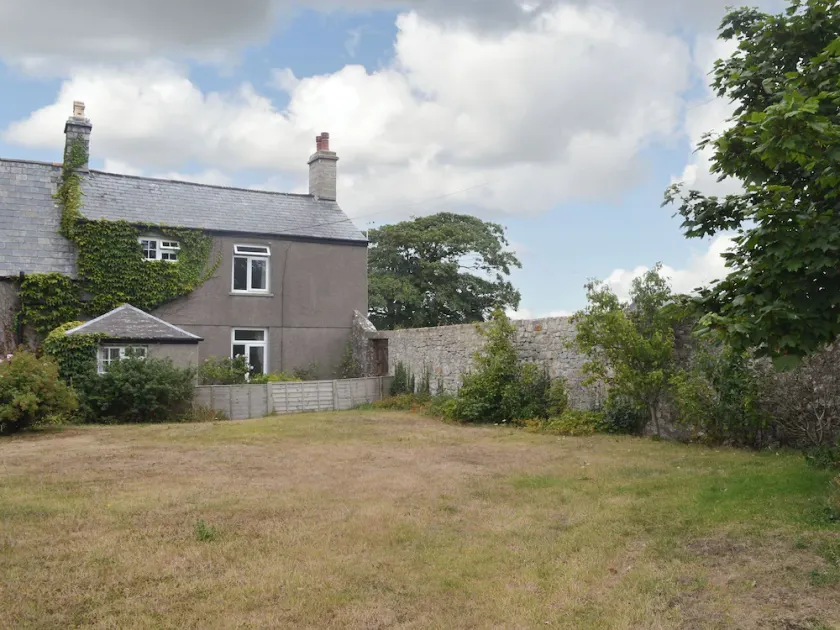 East Monkton Farm Cottage - Image 1