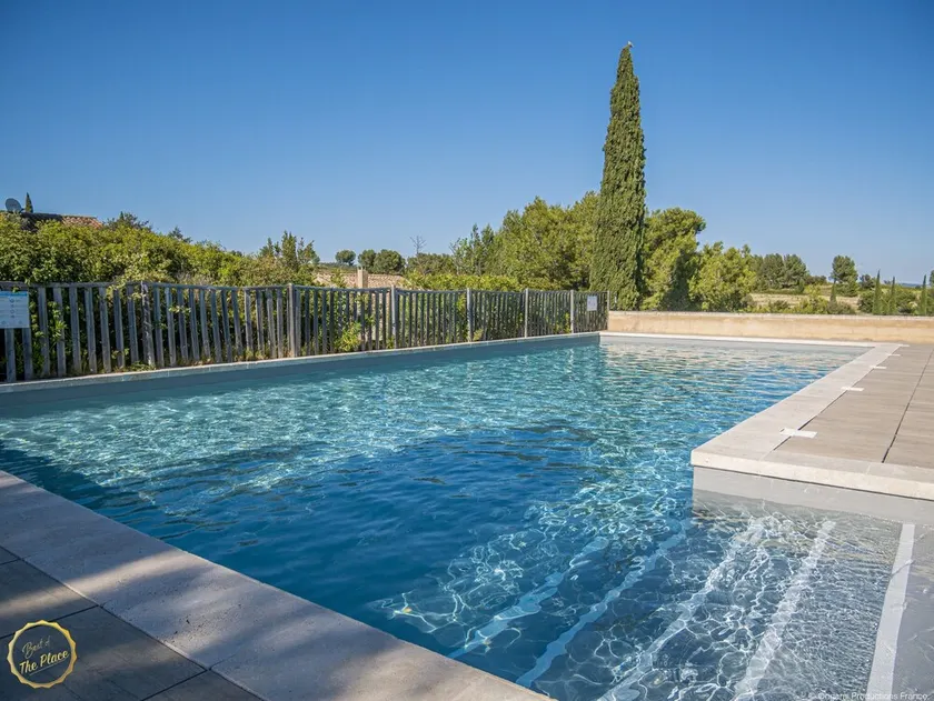 Mazet de Paul & Raymonde, 7 bedrooms, 4 bathrooms, shared pool - Vallée des Baux - Image 1