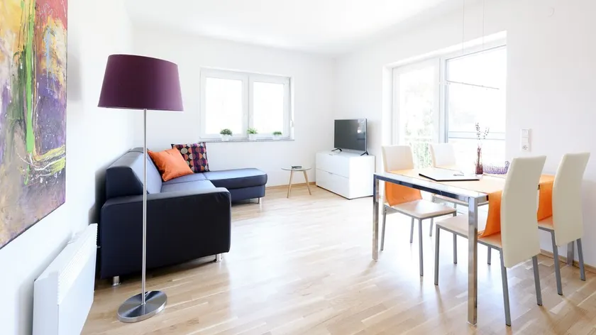 New stylish apartment on the sunny eastern shore of Lake Klopein. - Image 1