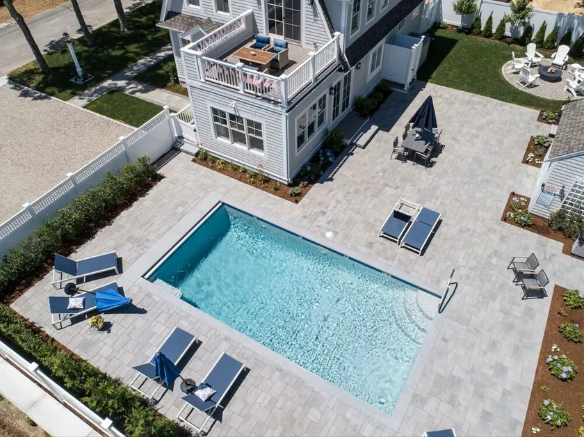 Popponesset, Exclusive, 3-Bdrm, 4-Bths, Sleeps 6, pool, hot tub, firepit, A/C - Image 1