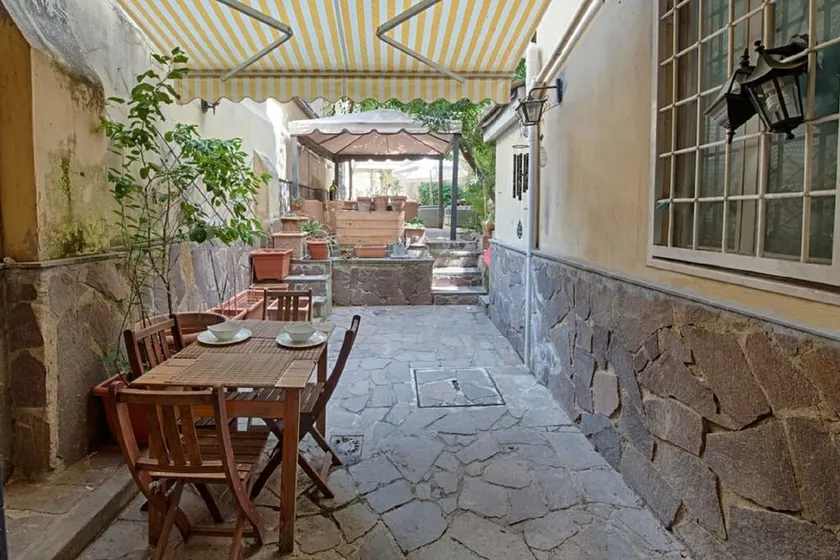 Appartement pour 4 avec jacuzzi chauffé et jardin privé, à 2 min de S. Croix - Image 1