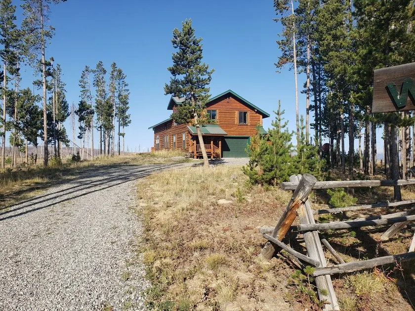 Cabine Lava Mountain View - Image 1
