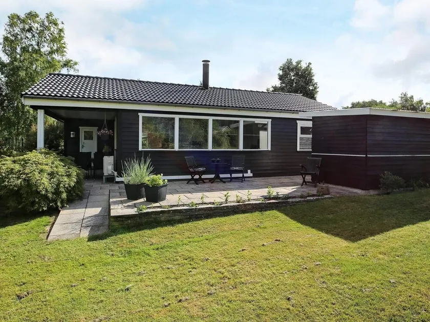 4 star holiday home in Jægerspris - Image 1