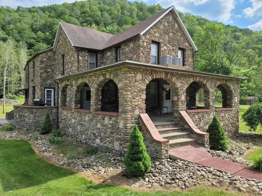 English Center Manor - Image 1