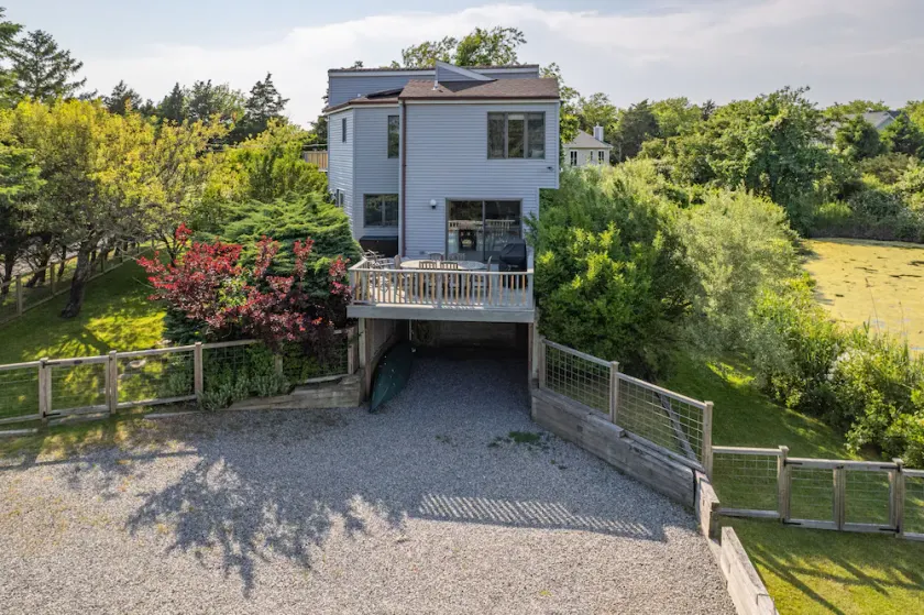 Belle maison Southold avec vue sur l'eau - 3 chambres, 2. 5 salles de bain, 8 personnes - Image 1