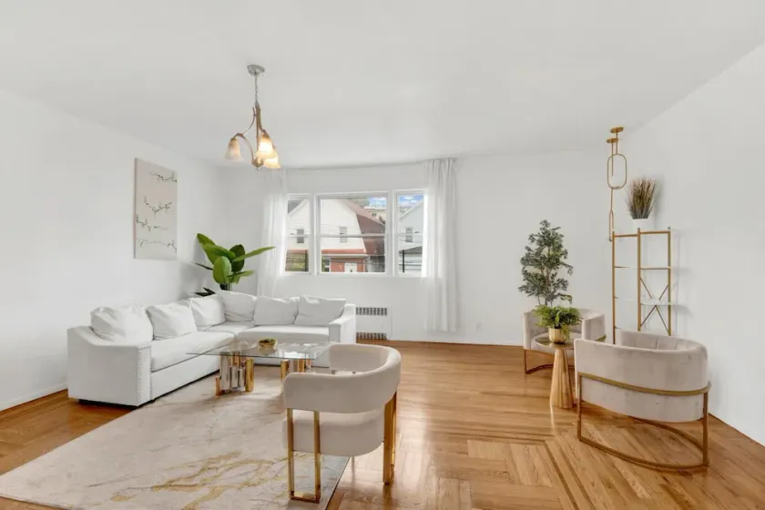 Spacious 3BR Luxe Escape near NYC - Image 1