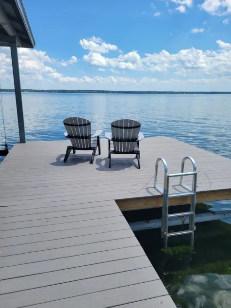 Wine Down Bungalow-Newly Renovated, Perfect For Two! Your private lake break! - Image 1