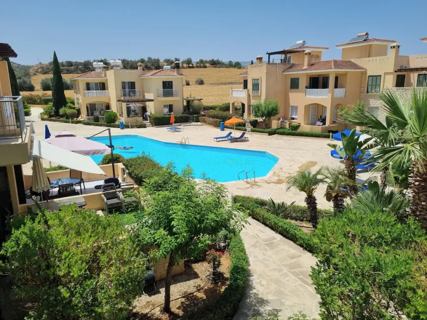 Cyprus Townhouse Pool Patio Aircon Free Parking - Image 1