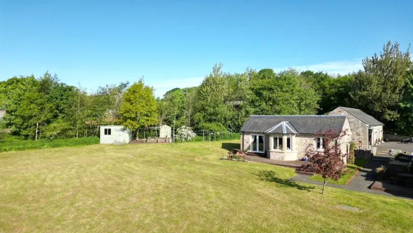 <br>Ploughman’s Poet cottage is within a semi rural setting. - Image 1