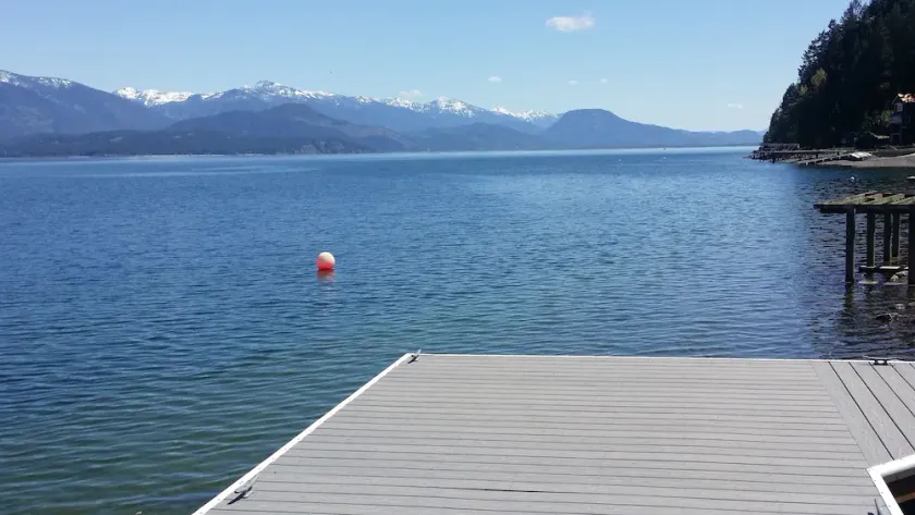 Waterfront House On Camp Bay, near Sandpoint with Dock and swimming area. - Image 1