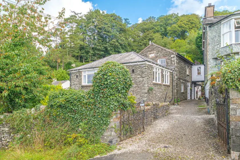 Stables Cottage, a cosy cottage for 2 in Beatrix Potter country - Image 1