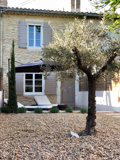 In the heart of downtown St Rémy de Provence, the Mas D'Oscar! - Image 1