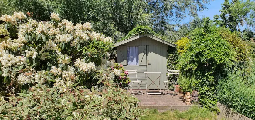 3 camere, 2 bagni, 3 minuti dal centro, parcheggio gratuito, wifi gratuito, giardino soleggiato - Image 1