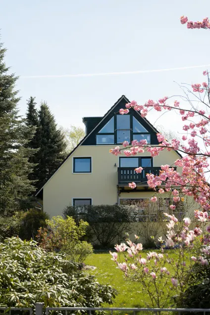 Modern family accommodation just 5 minutes from the lake - Image 1