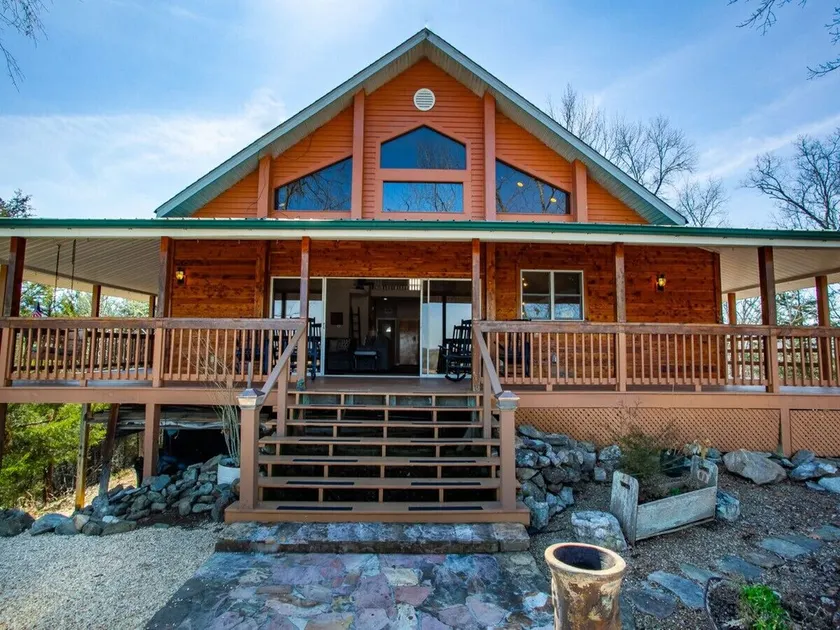 Bright Lake Cabin w/ Hot Tub, Rockers & Water Slide on Douglas Lake - Image 1