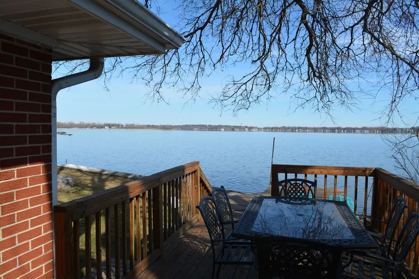 Lakefront, Nyrenoverad, Fredlig Getaway, Gratis Vattensporter - Image 1
