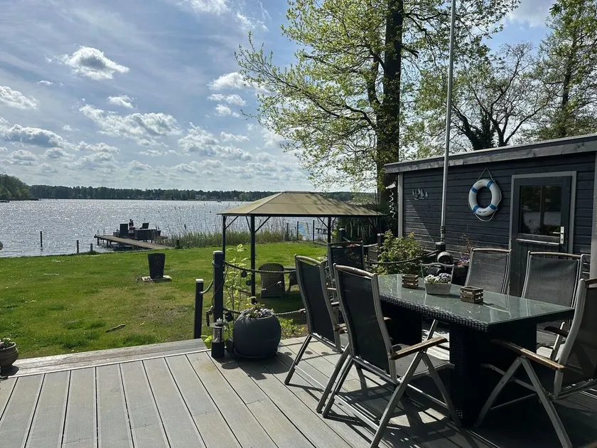 Häuser am See - Image 1