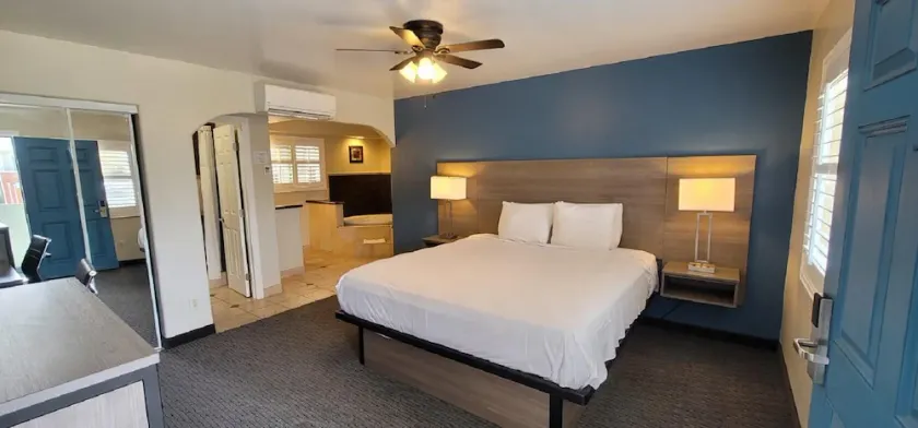 Junior Suite with a Jetted Tub - Image 1