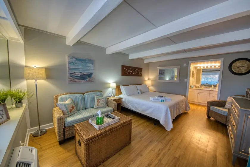 Waterway View Studio 2 w/ Pool near Wrightsville Beach - Image 1