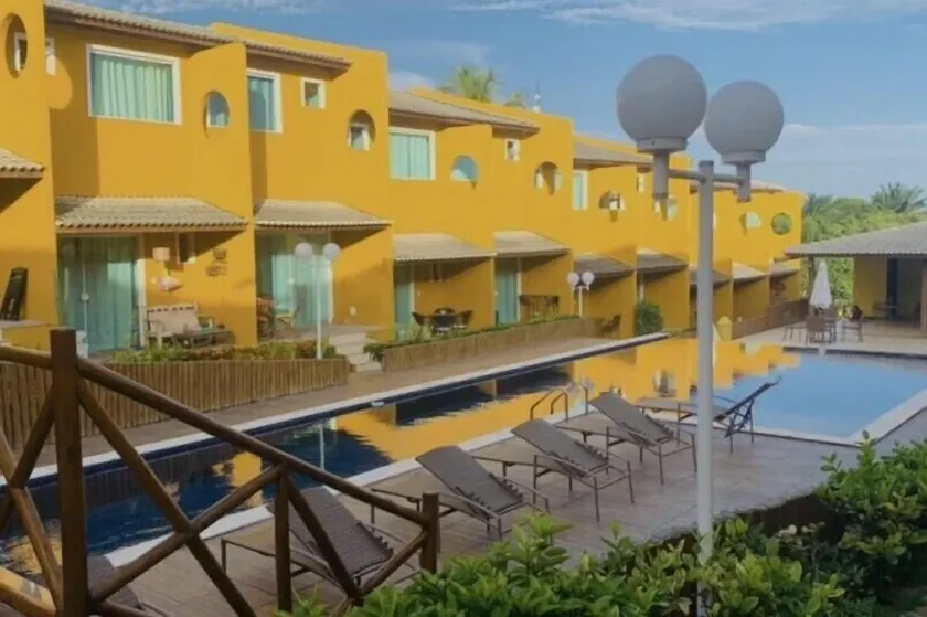 3/4 bedroom house, all en-suite with air-cond. In a condominium. 600 meters from the beach. - Image 1