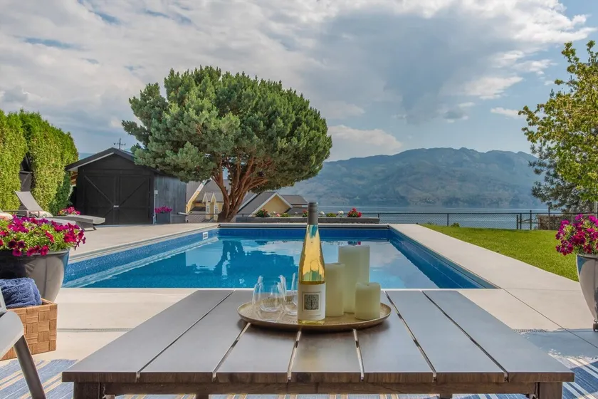 LEGAL Bright, Spacious w/POOL, Lake & Vineyard Views, WEEKLY/MONTHLY discounts - Image 1