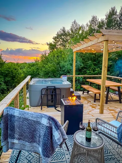 Private Romantic Luxury Yurt- Sunset deck with Mt Views-Hot Tub-AC-WiFi-Fire Pit - Image 1