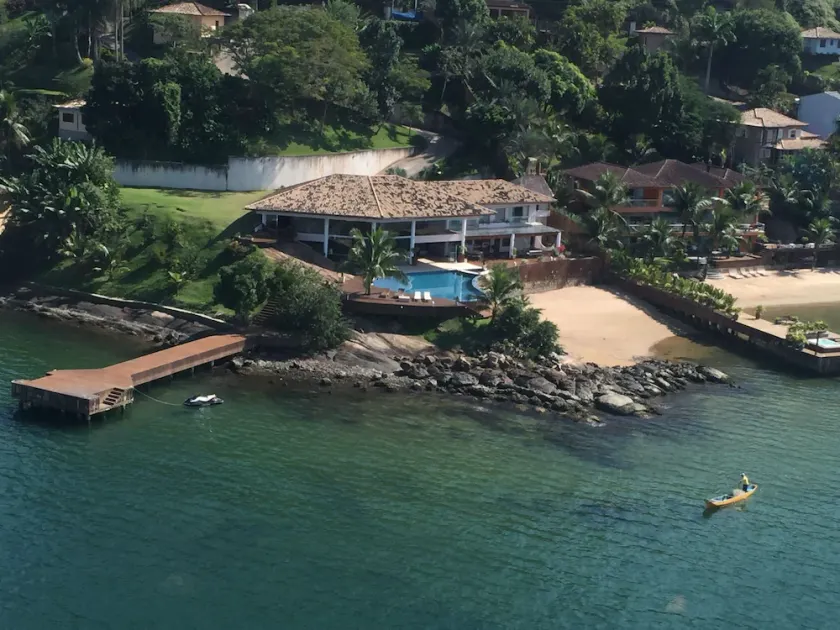 Paradise in Angra dos Reis - Image 1