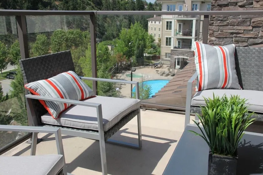 Pool-View condo at Pinnacle Pointe Resort-Sleeps 6 - Image 1