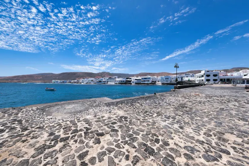 Casa Aramen - 150m to the Beach By Lanzarote Vacation Homes - Image 1