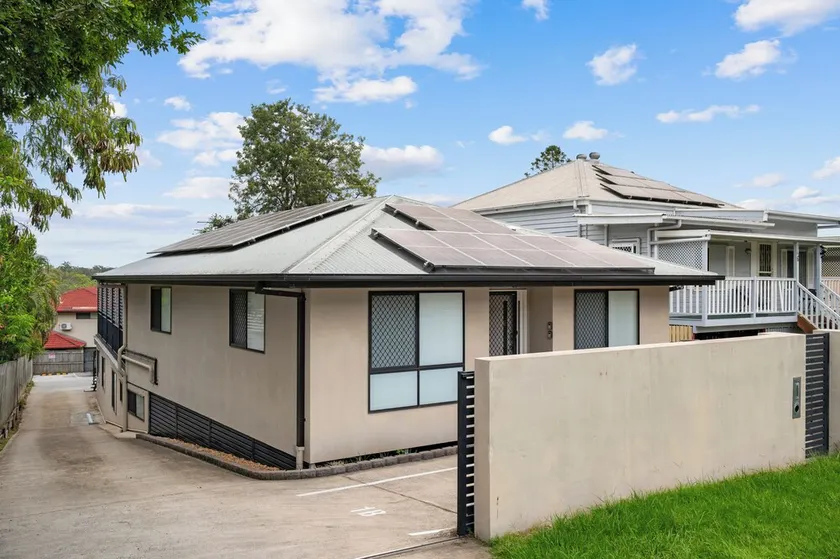 Smart Suites Self Check-in Apartments - Sunnybank Station - Image 1