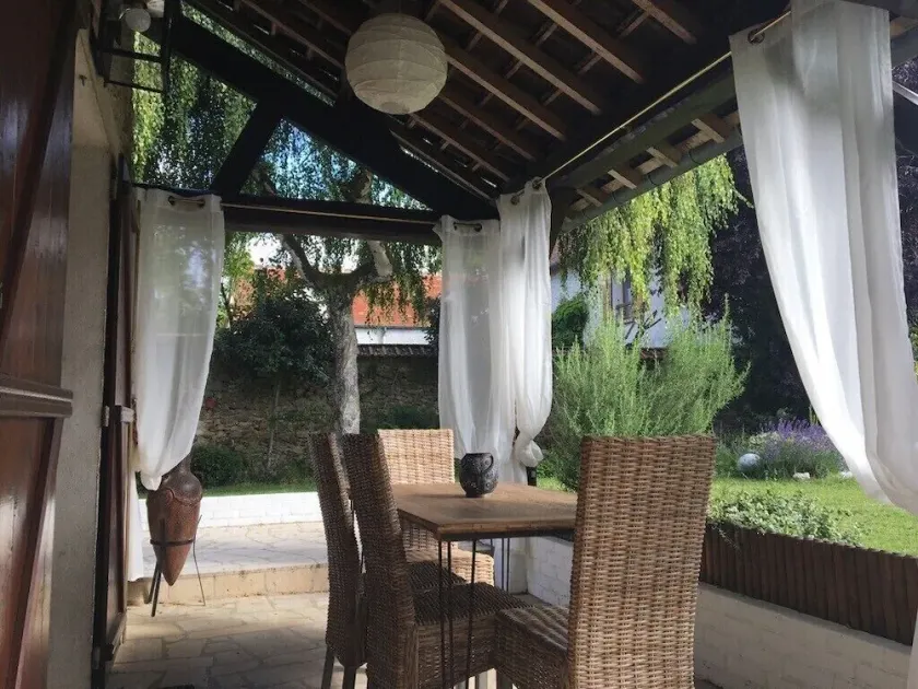 Charming Brie house in a quiet haven of peace near Disneyland - Image 1