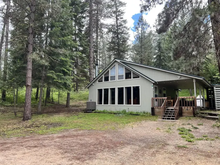 Very Private Cabin Nestled in the Pines with Awesome Views - Image 1