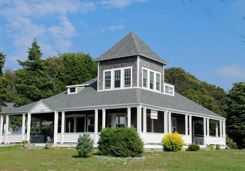 Casa histórica con vista al mar, aire acondicionado central - Image 1