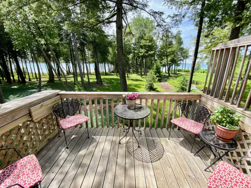 Waterfront Condo Auf Wenig Traverse Bay. Strände, Pools, Tennis, in der Nähe von Golf und Sk - Image 1