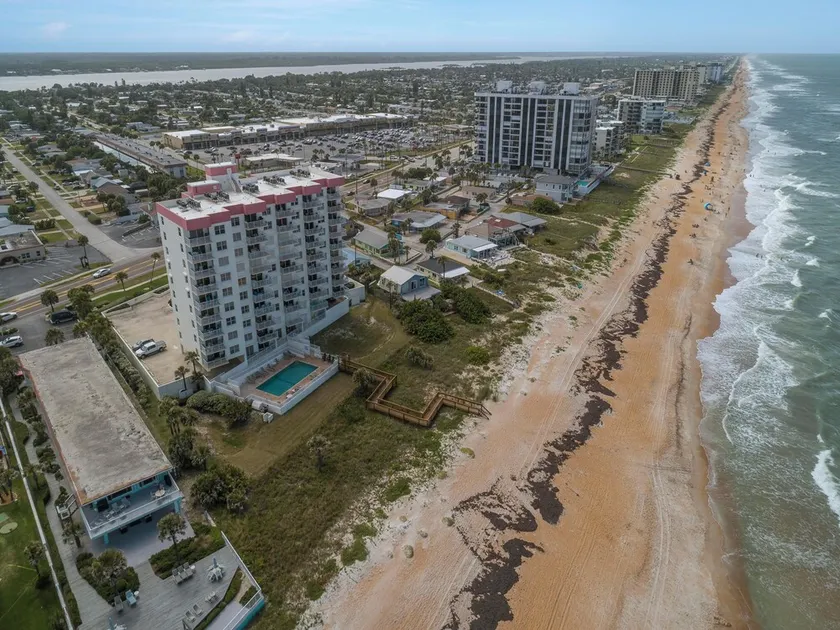 Sea Winds 904 - Image 1