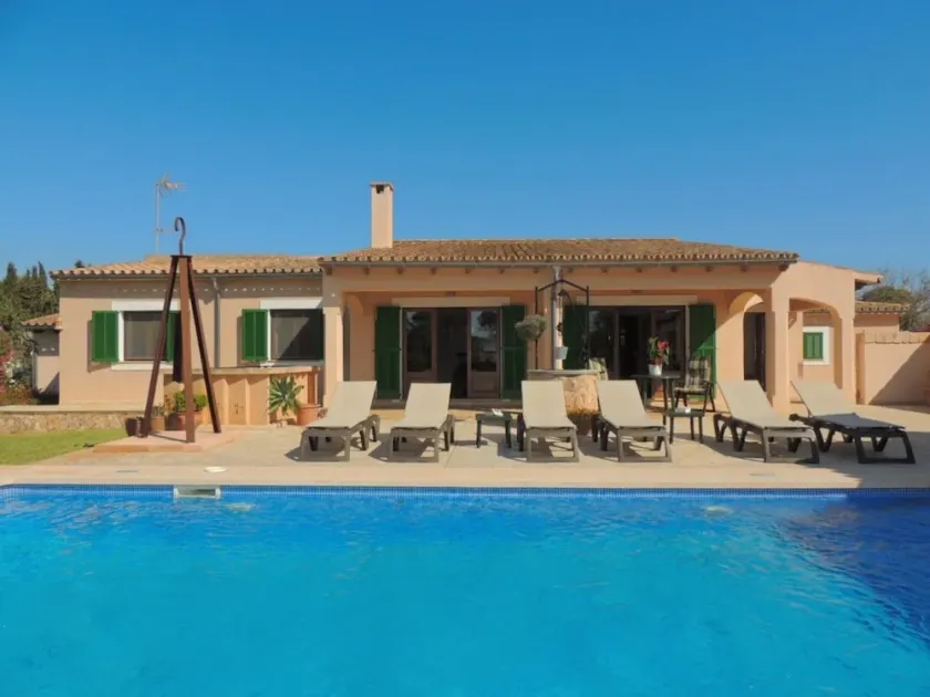 Bella finca con piscina privata e posizione idilliaca vicino alla spiaggia di Cala Mondrago! - Image 1