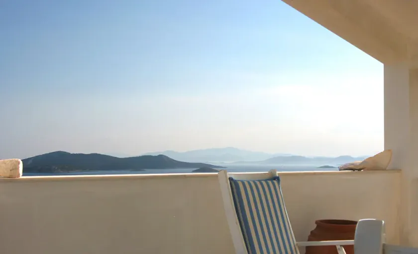 Villa with sea view, grand terrace, 90 min from airport of Athens, close beach - Image 1