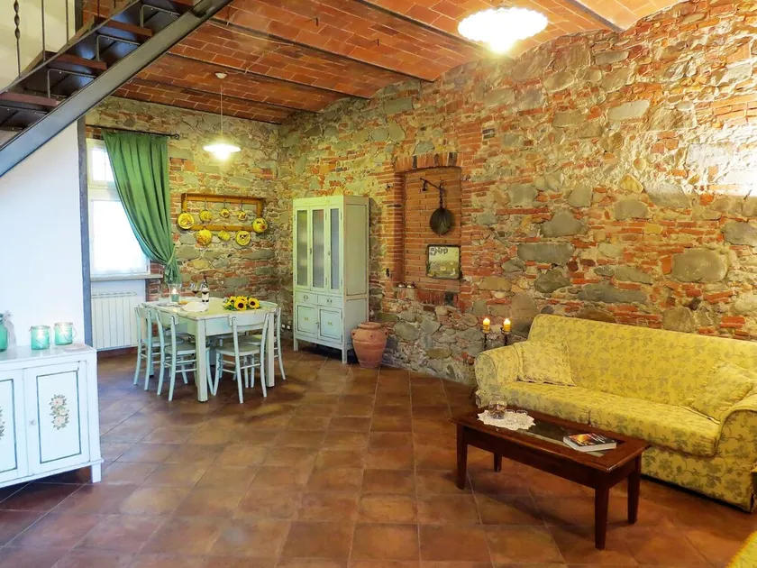 Old cottage in the heart of Tuscany, quiet, near Lucca, Florence, Pisa, Siena - Image 1