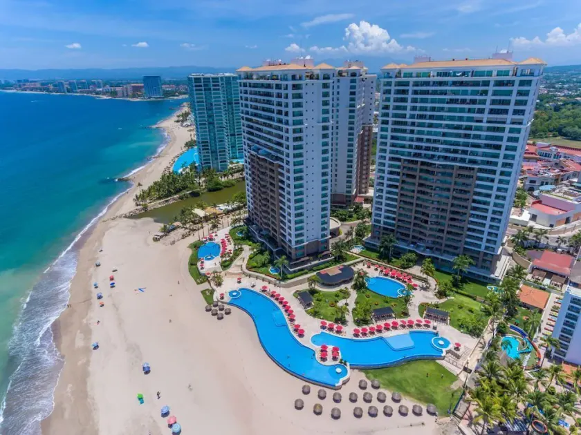 Amazing condo at the heart of Puerto Vallarta - Image 1