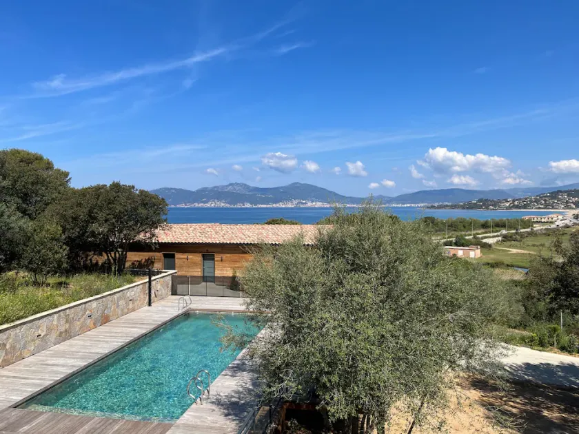 Villas vue mer 50 m de la mer Neuves et Luxueuses - Image 1