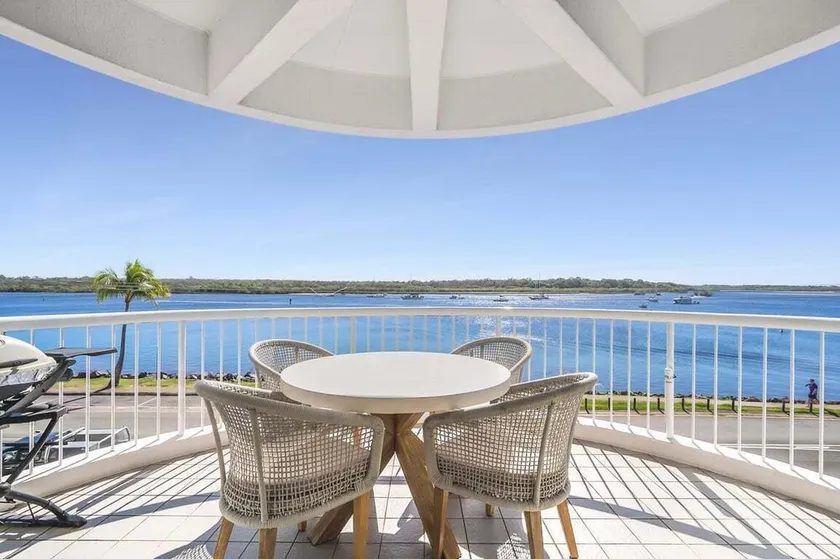 Panoramablick auf Fluss und Meer – Penthouse – Dachterrasse - Image 1