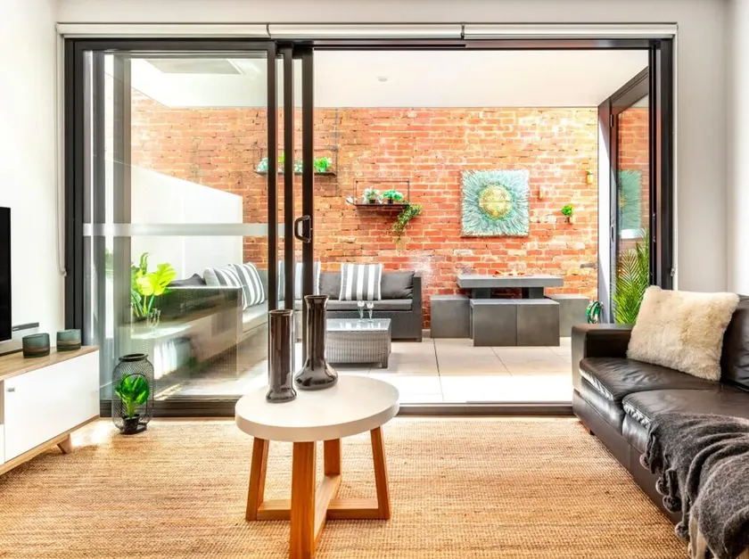 Chic Sth Melbourne Appartement avec immense cour privée - Image 1